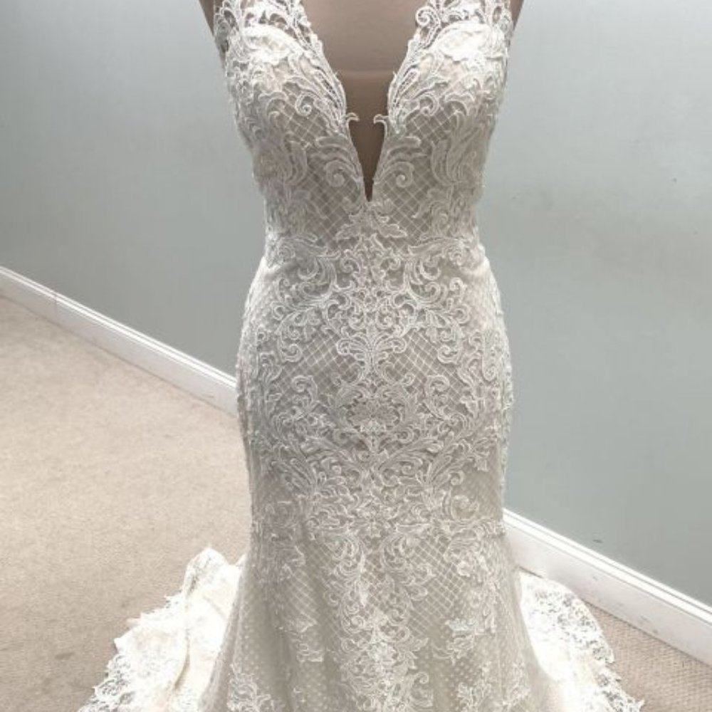 Maggie Sottero 'Hailey' Dress - NEVER WORN